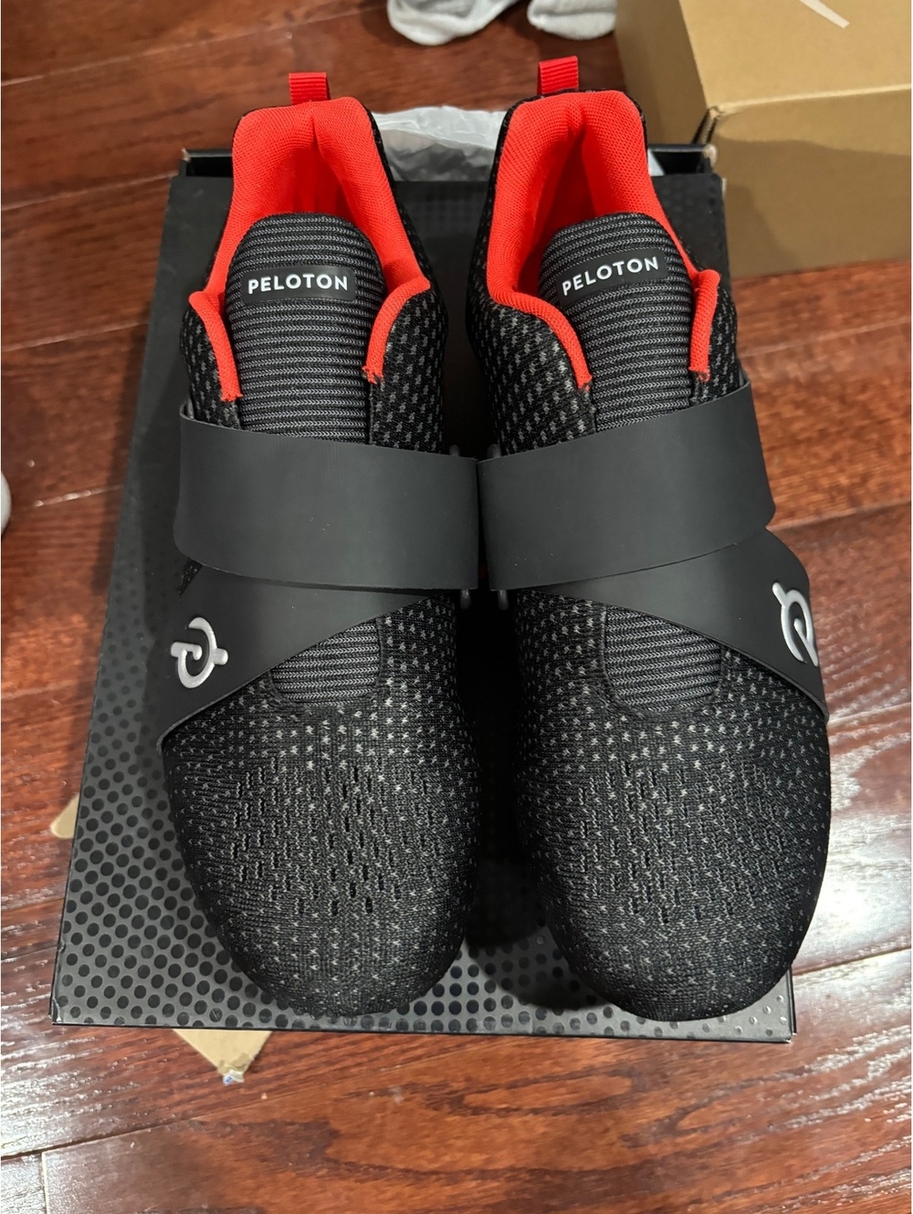Size 10 Peloton Altos Cycling Shoes